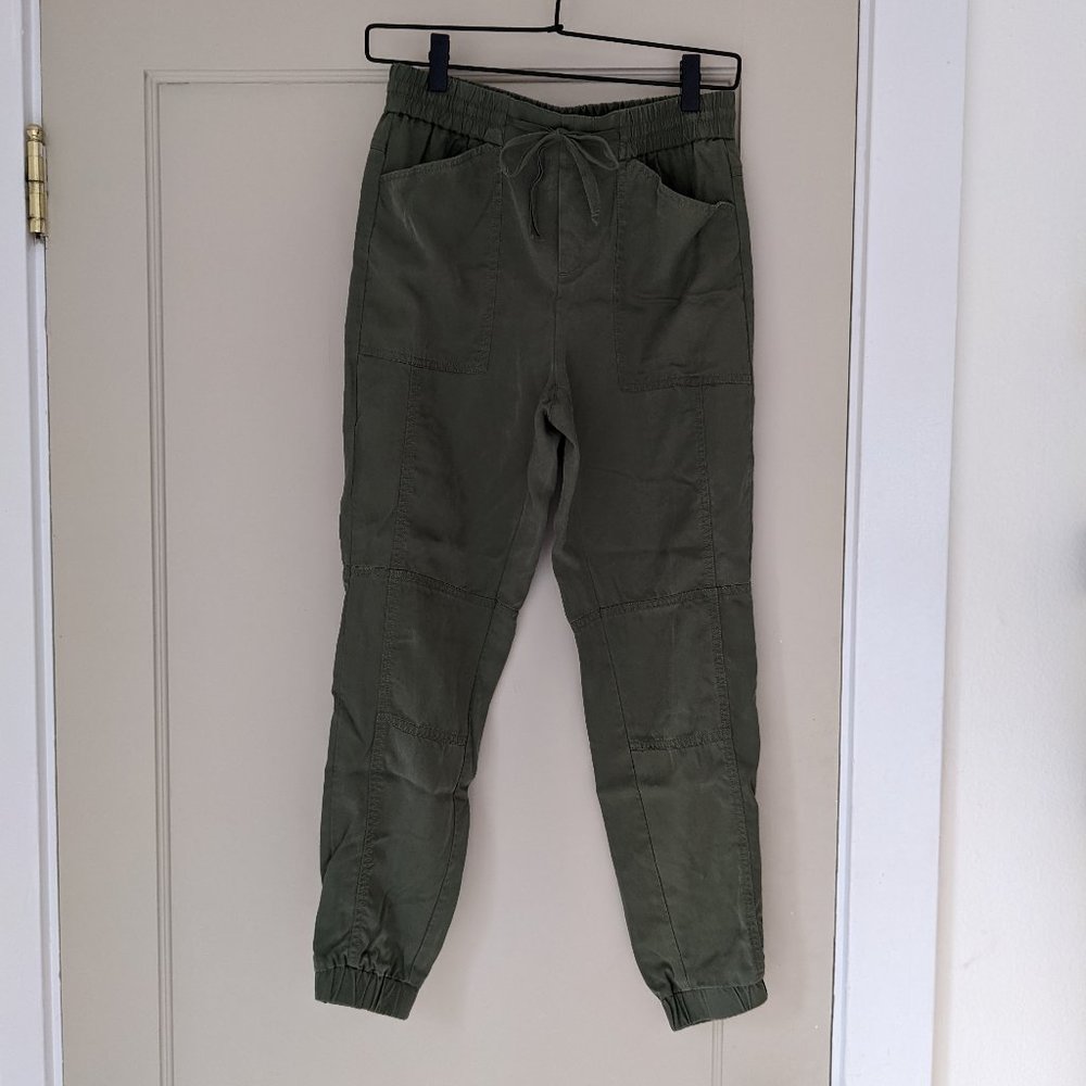 Banana Republic Army Green Joggers with Waist Tie, Size XS